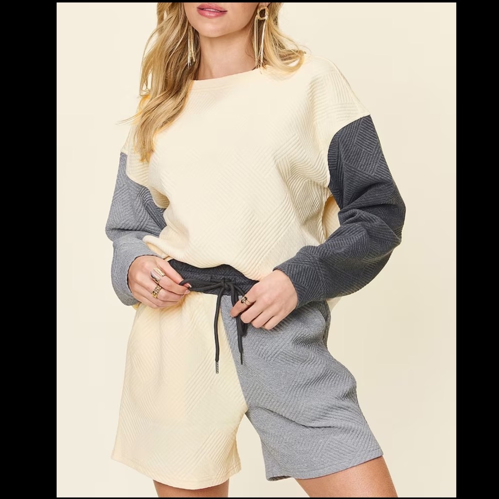 NWT 2 pc Double Take Color Block Lounge Set